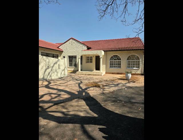 1 bed property to rent in OBSERVATORY